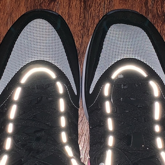 Nike size 11.5 - Picture 6 of 12